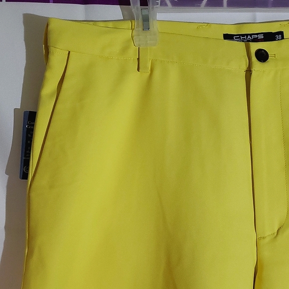 Chaps Golf 78 Canary Yellow Men's Shorts - Size 38 - Picture 3 of 17